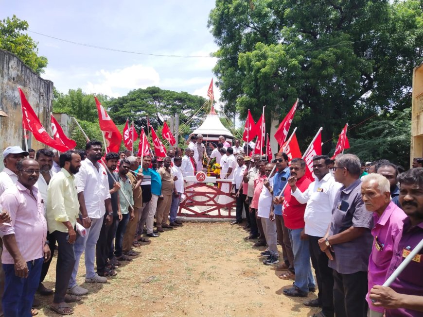 பொன்மலை துப்பாக்கி சூட்டில் பலியான ரயில்வே தொழிலாளர்களுக்கு தியாகிகள் தினம் அனுசரிக்கப்பட்டது