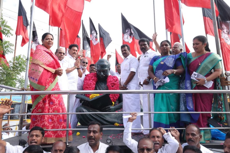 பேரறிஞர் அண்ணா  பிறந்தநாளை  முன்னிட்டு திருச்சி தெற்கு மாவட்ட  கழக செயலாளர் - அமைச்சர் அன்பில் மகேஸ் பொய்யாமொழி  தலைமையில் மாலை அணிவித்து மரியாதை