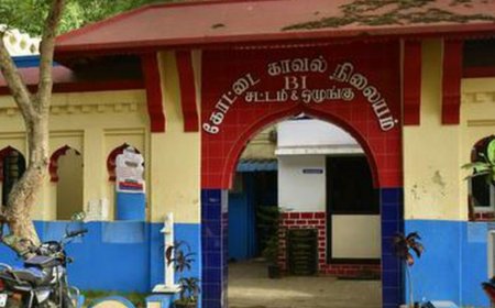 உன்னை கைது செய்து இரும்புக் கைக்கட்டும் கால் கட்டும் போட்டு மருத்துவமனைக்கு அனுப்பிவிடுவேன்’ என ஒரு பெண்ணை மிரட்டிய திருச்சி கோட்டை காவல் நிலைய பெண் உதவி ஆய்வாளர் மீது நடவடிக்கை பாயுமா?