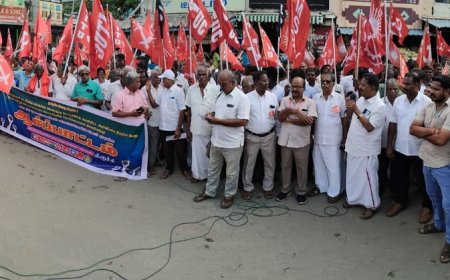 அகில இந்திய தொழிலாளர்கள் ஆர்ப்பாட்டம் திருச்சியில் நடைபெற்றது- திரளான தொழிலாளர்கள் பங்கேற்பு