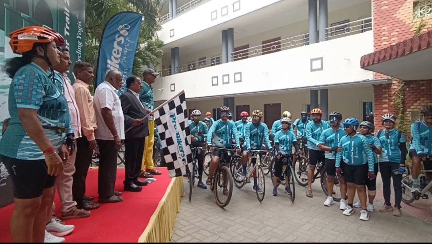 *திருச்சியில்  சுற்றுலாத்துறை மற்றும் சைக்கிளிங் யோகிஷ்  இணைந்து குடியரசு தினத்தை முன்னிட்டு   3 நாள் விழிப்புணர்வு சைக்கிள் பேரணி துவங்கியது*