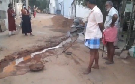 *திருவெறும்பூர் அருகே பத்தாளப்பேட்டையில் சாக்கடை நீர் செல்வதற்காக சாலையின் குறுக்கே வாய்க்கால் வெட்டியதால் வாகனங்கள் செல்ல முடியாமல் வாகன ஓட்டிகள் மற்றும் பொதுமக்கள் தவிப்பு*