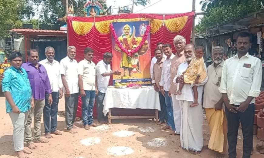 *திருச்சி திருவெறும்பூரில் மாவீரன் அழகுமுத்துக்கோன் 269 குருபூஜை விழாவை முன்னிட்டு அவரது திரு உருவப்படத்திற்கு மாலை அணிவித்து மரியாதை*
